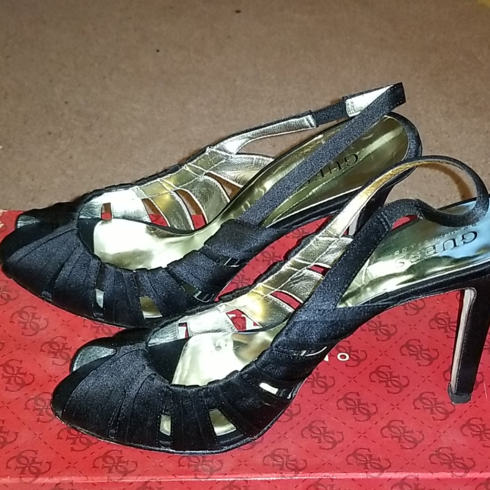 Heels - Picture 2 of 5